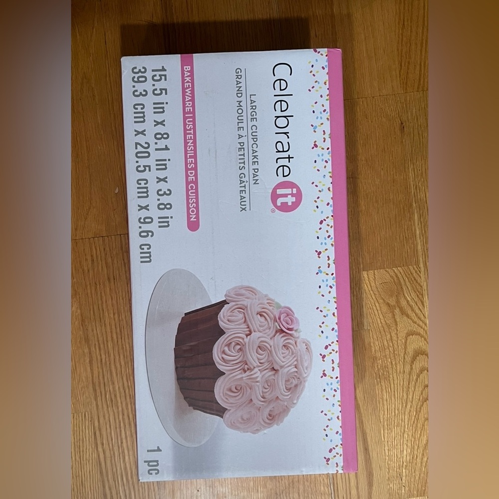 Celebrate It Pink and White Cupcake Pan